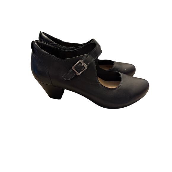 Taos Mary Jane Heels, size 10 - Picture 5 of 6